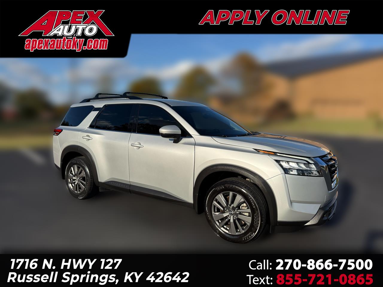 2023 Nissan Pathfinder SV