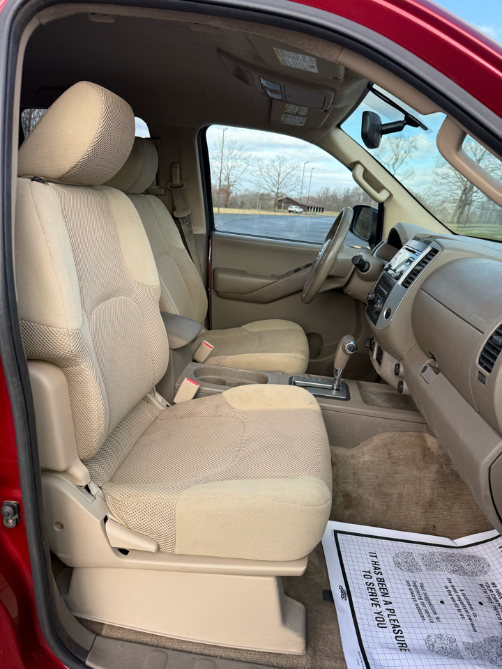 Nissan Frontier SV Crew Cab 4WD 2014