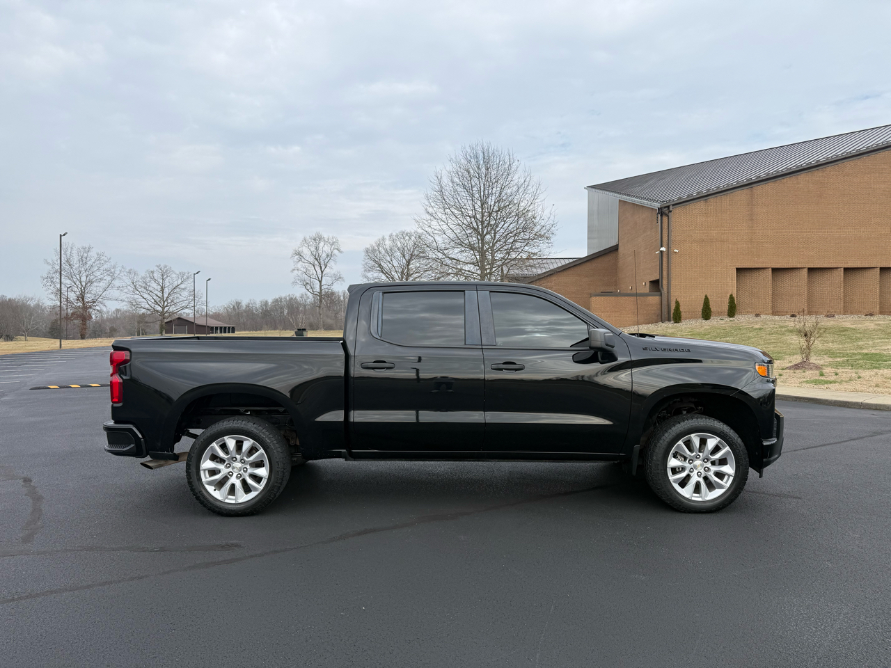 Chevrolet Silverado 1500 Custom Crew Cab Short Box 4WD 2021
