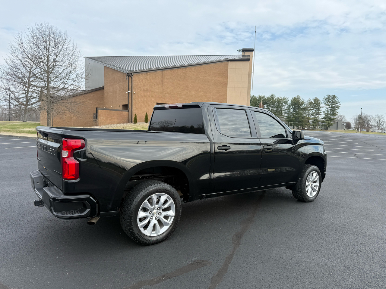 Chevrolet Silverado 1500 Custom Crew Cab Short Box 4WD 2021