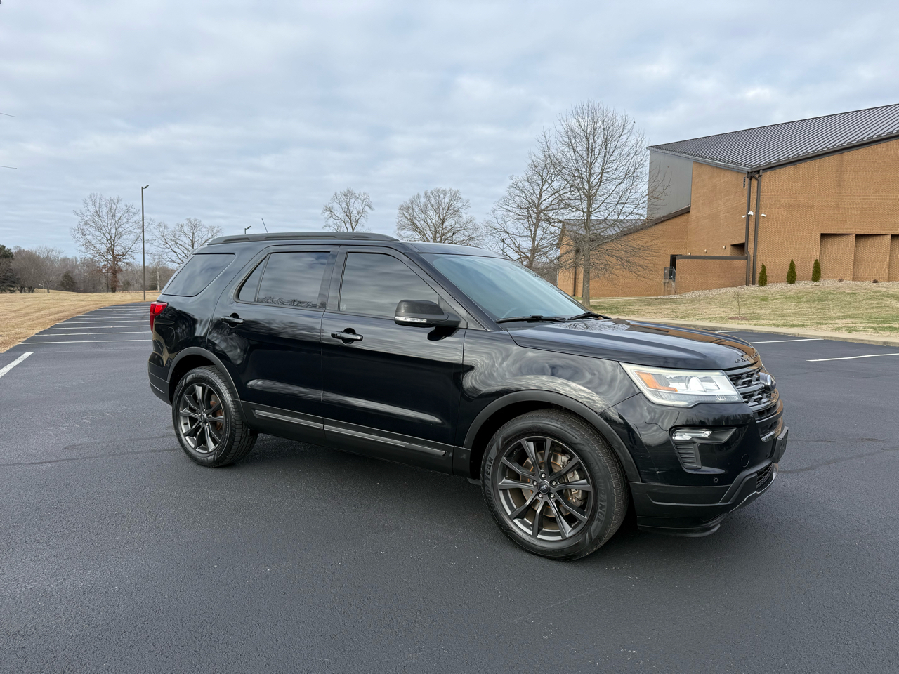 Ford Explorer XLT 4WD 2018
