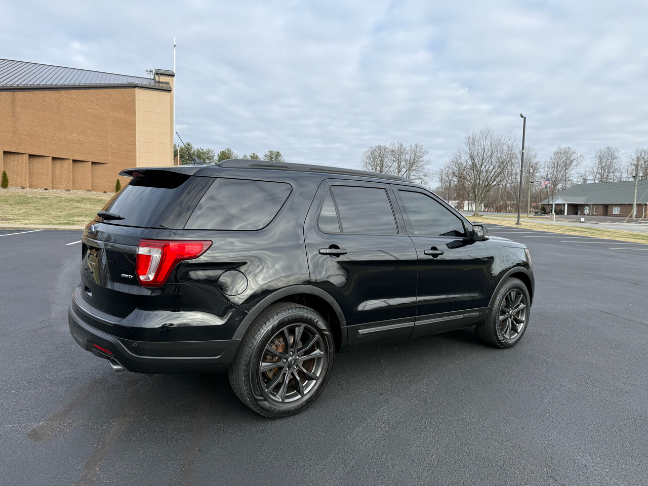 Ford Explorer XLT 4WD 2018