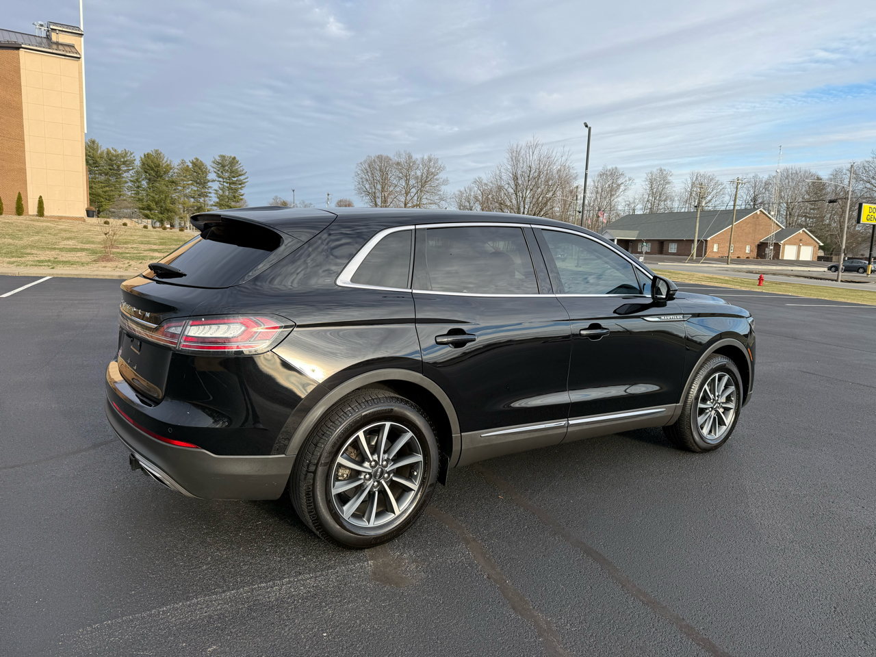 Lincoln Nautilus Standard FWD 2021