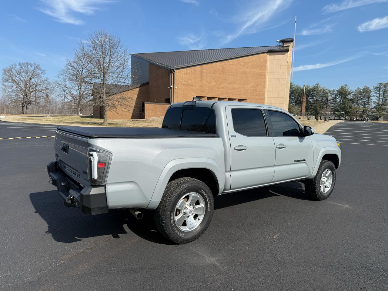 Toyota Tacoma  2019