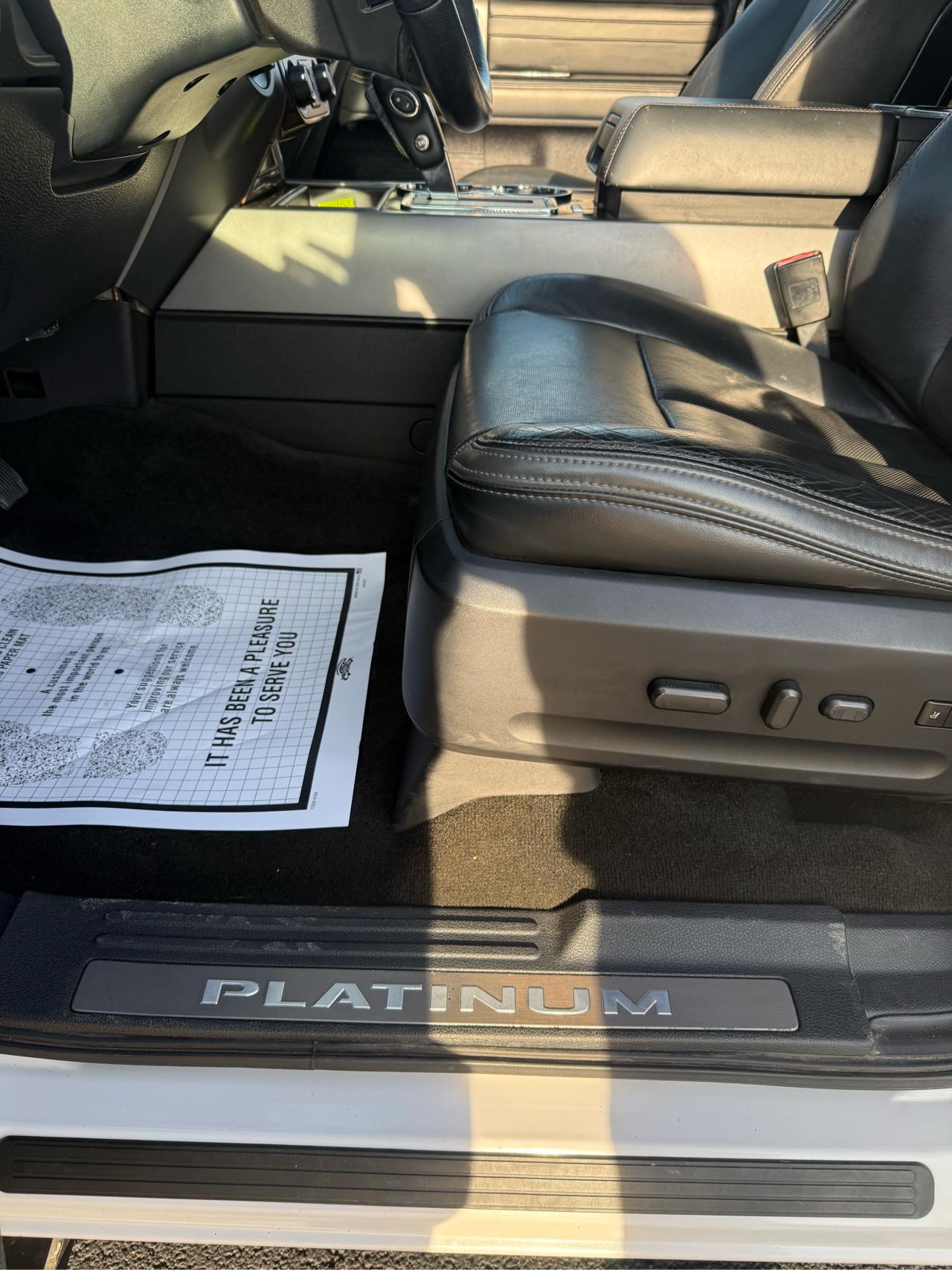 Ford Expedition EL Platinum 4WD 2017