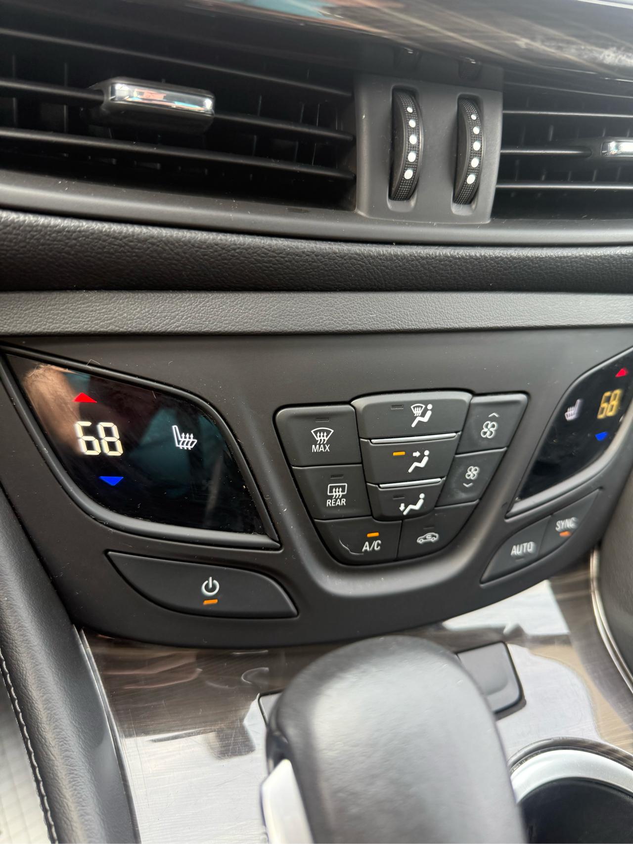 Buick Envision Essence AWD 2019