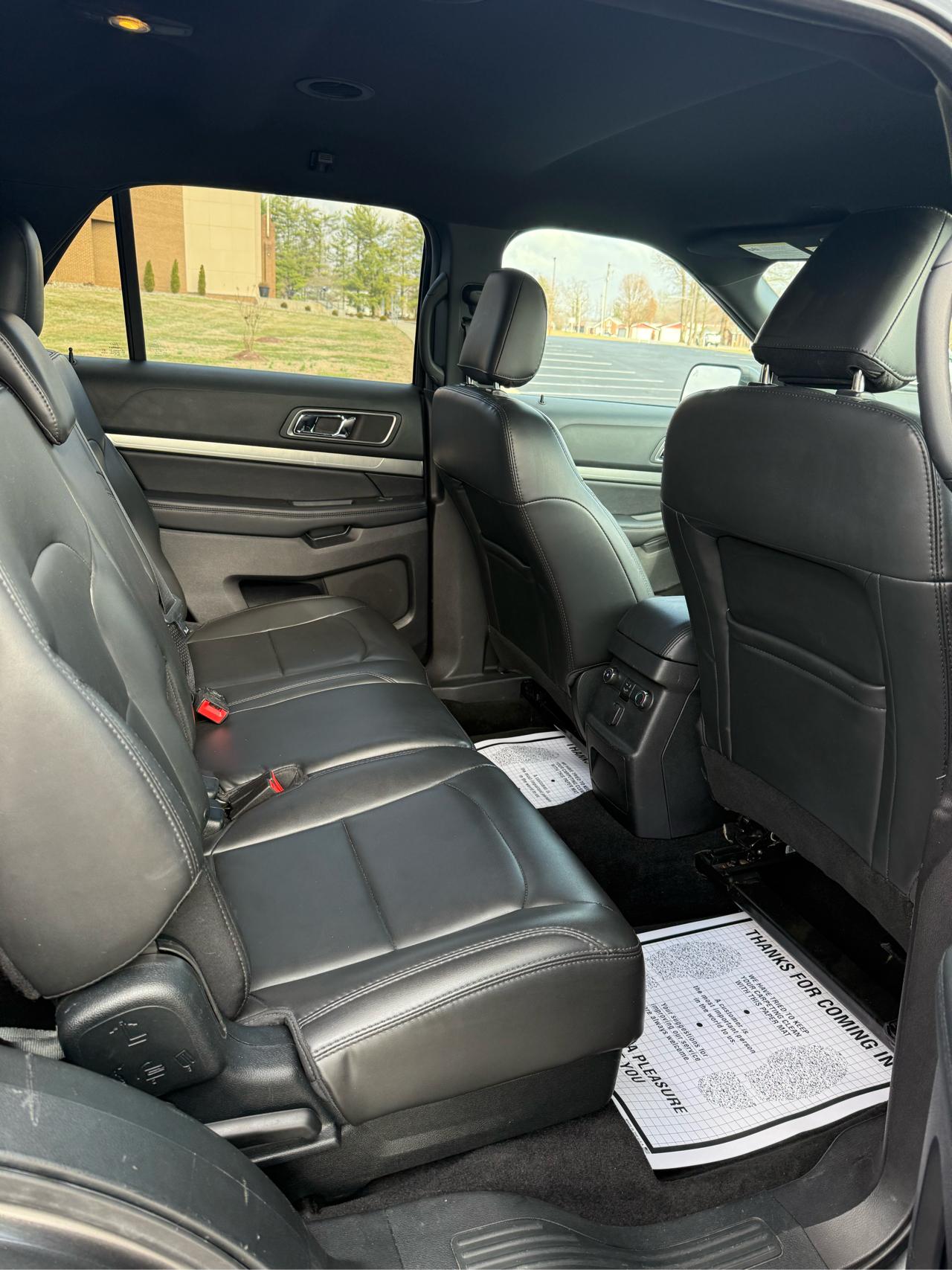 Ford Explorer XLT FWD 2019