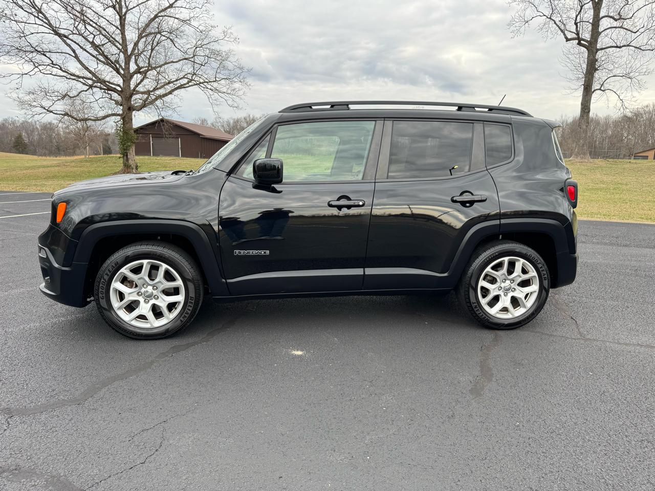 Jeep Renegade Latitude FWD 2017