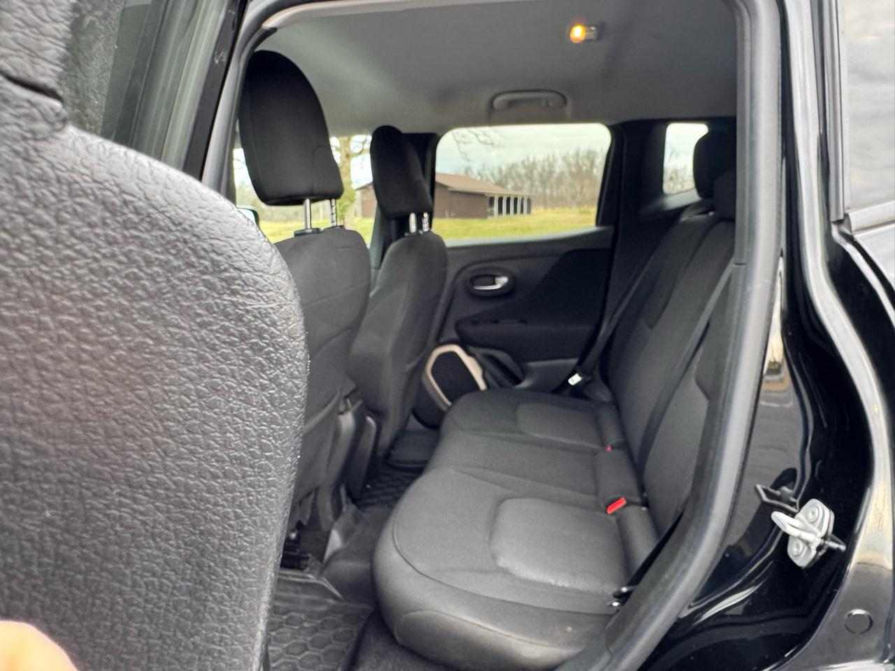 Jeep Renegade Latitude FWD 2017