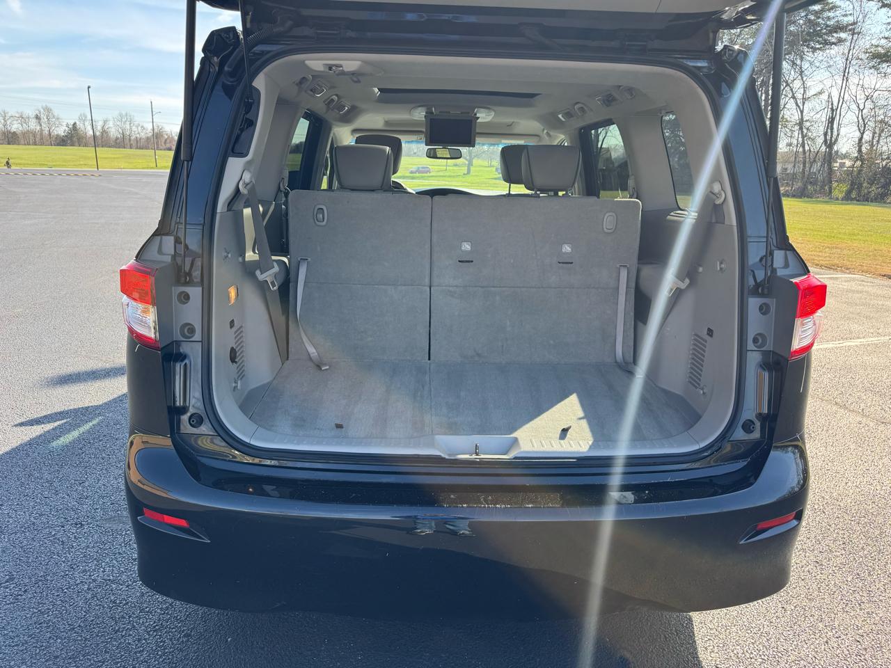 Nissan Quest 4dr LE 2012