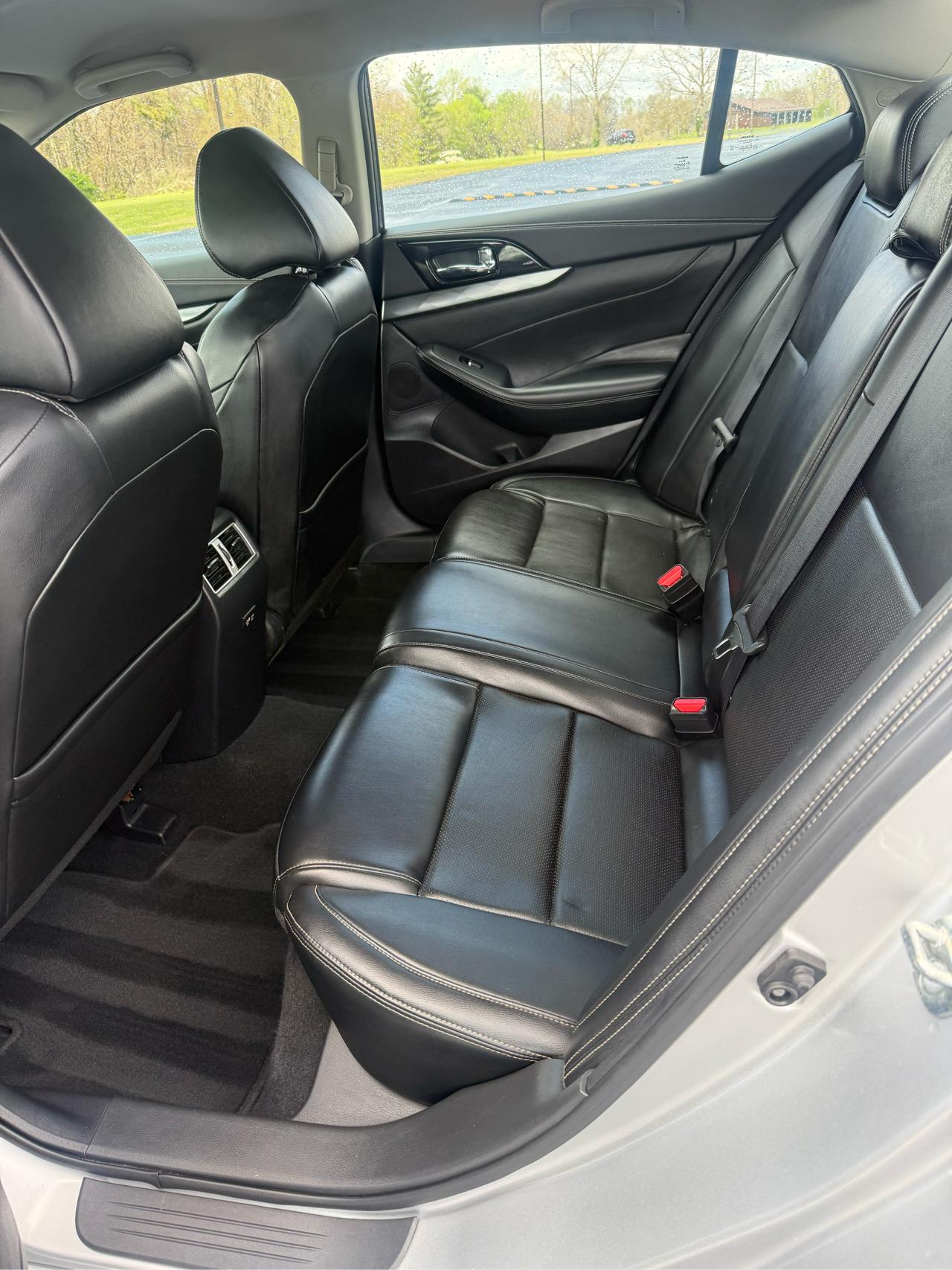 Nissan Maxima 3.5 SV 2022