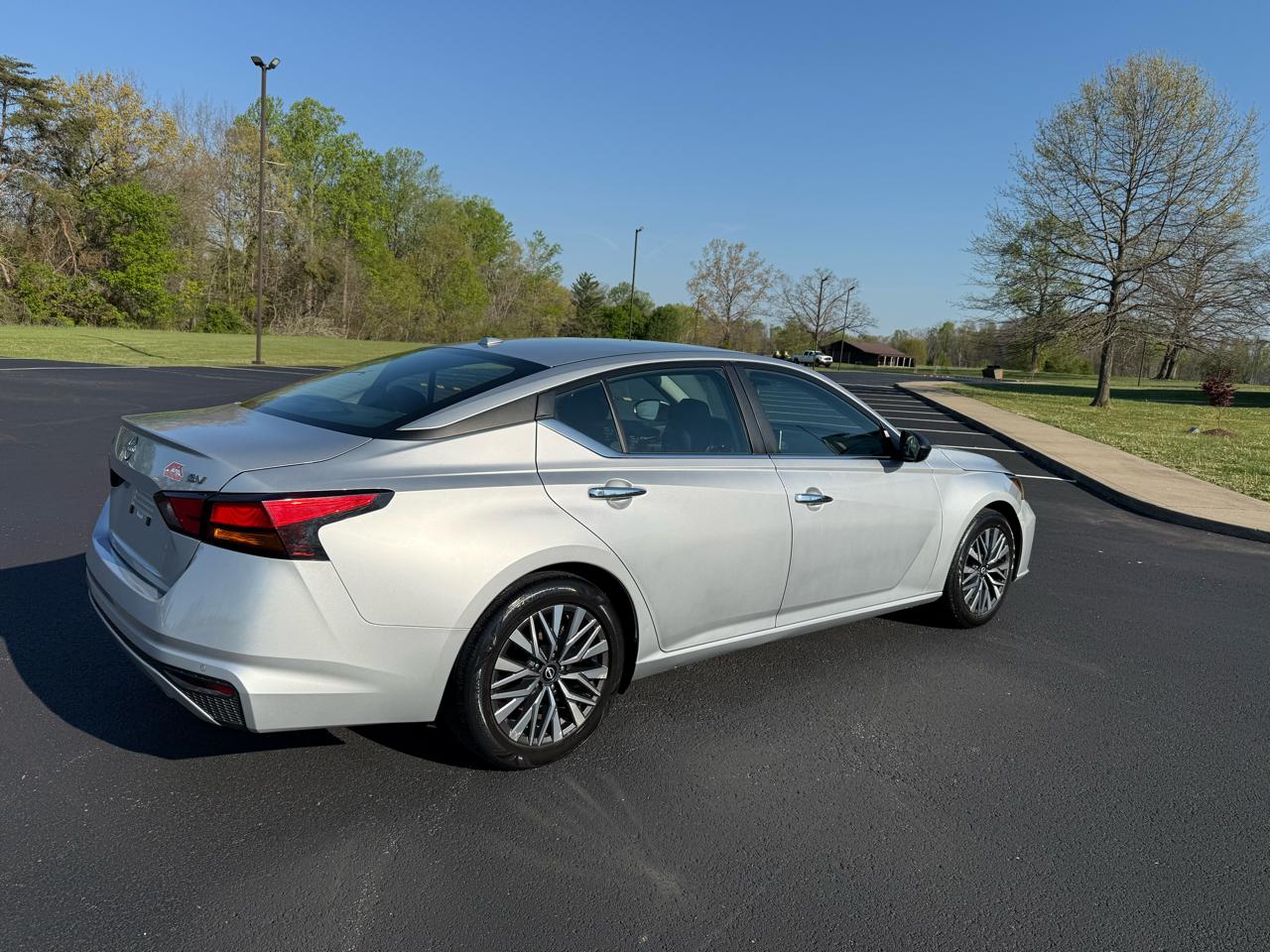 Nissan Altima 2.5 SV 2024