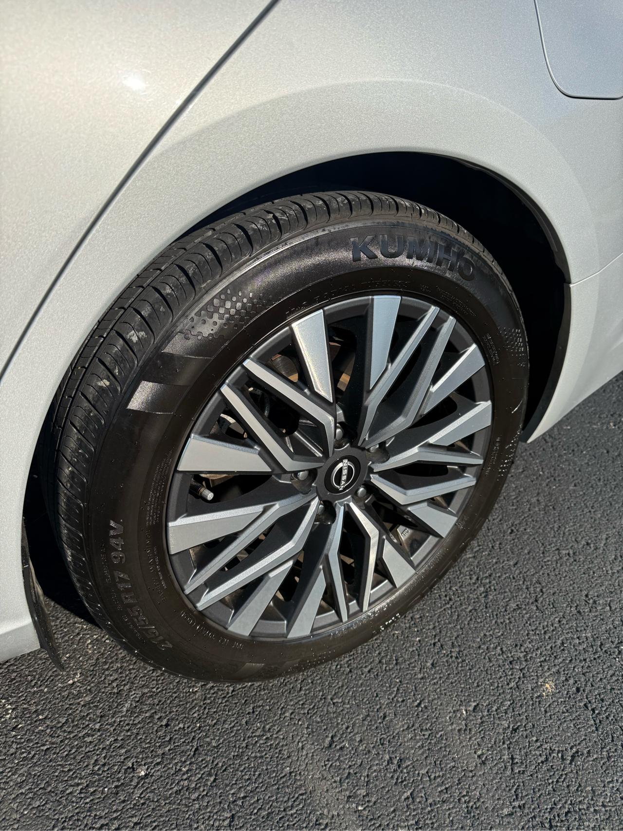 Nissan Altima 2.5 SV 2024