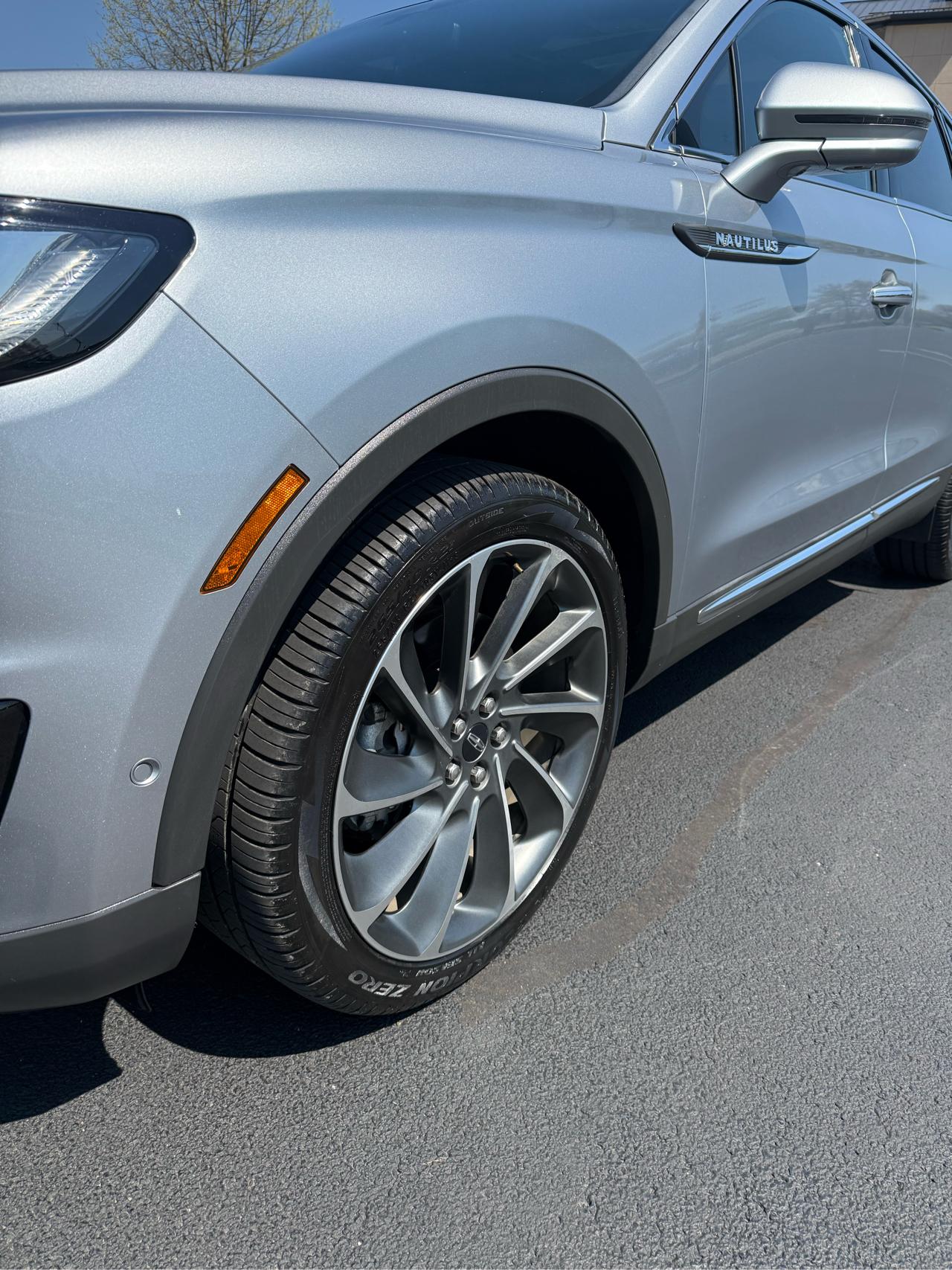 Lincoln Nautilus Reserve AWD 2020