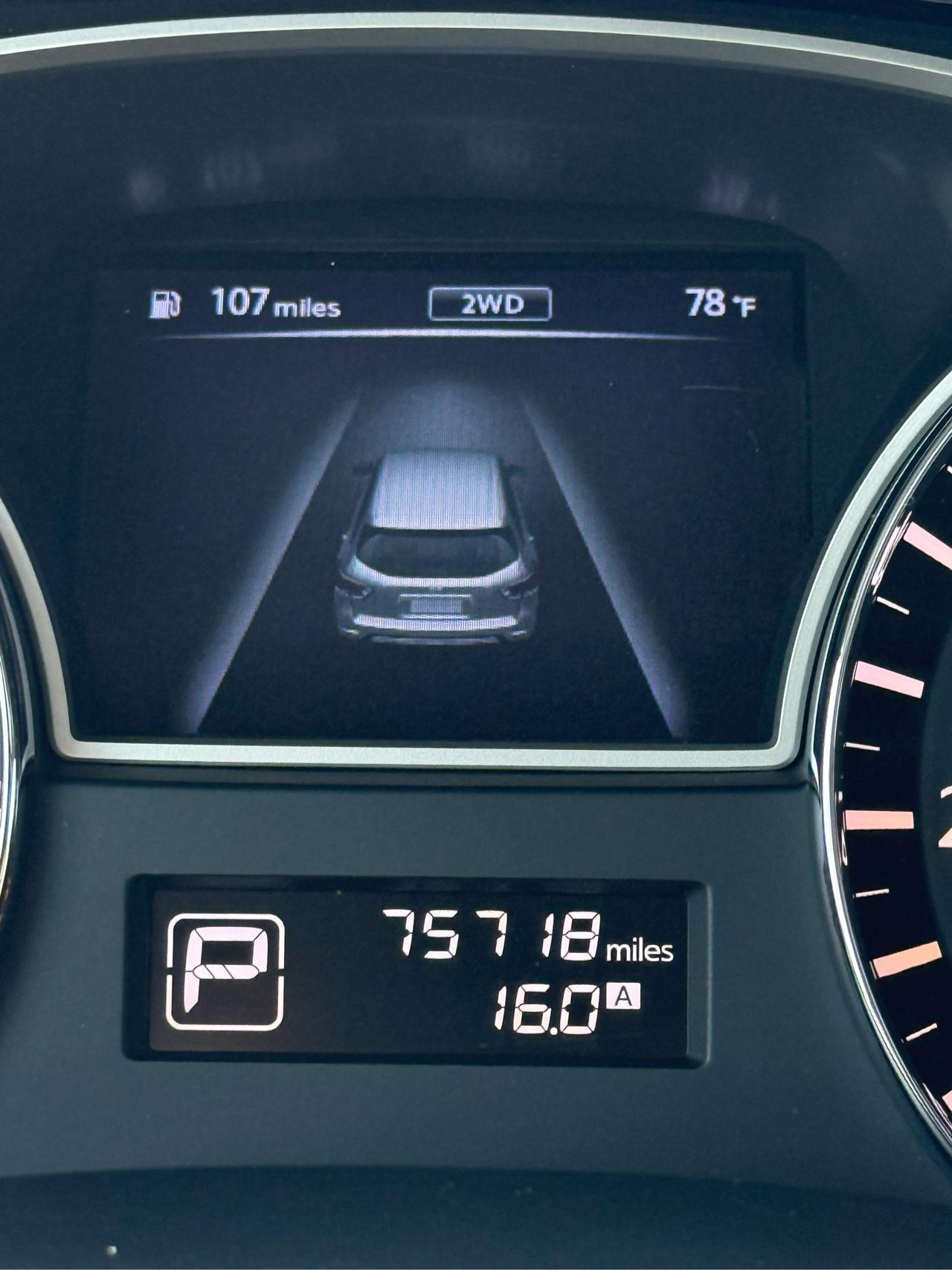 Nissan Pathfinder Platinum 4WD 2014