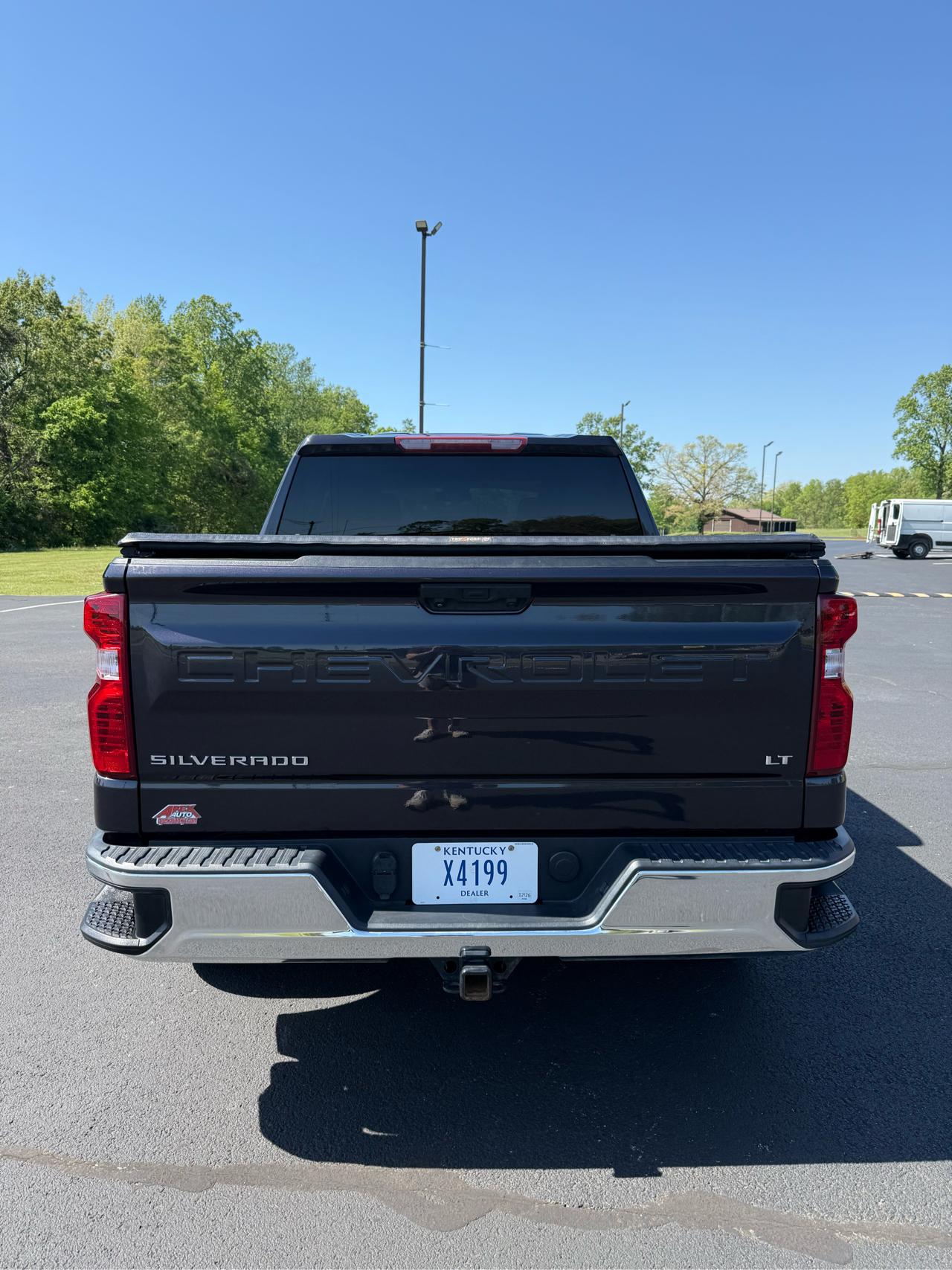 Chevrolet Silverado 1500 LT Crew Cab 4WD 2022