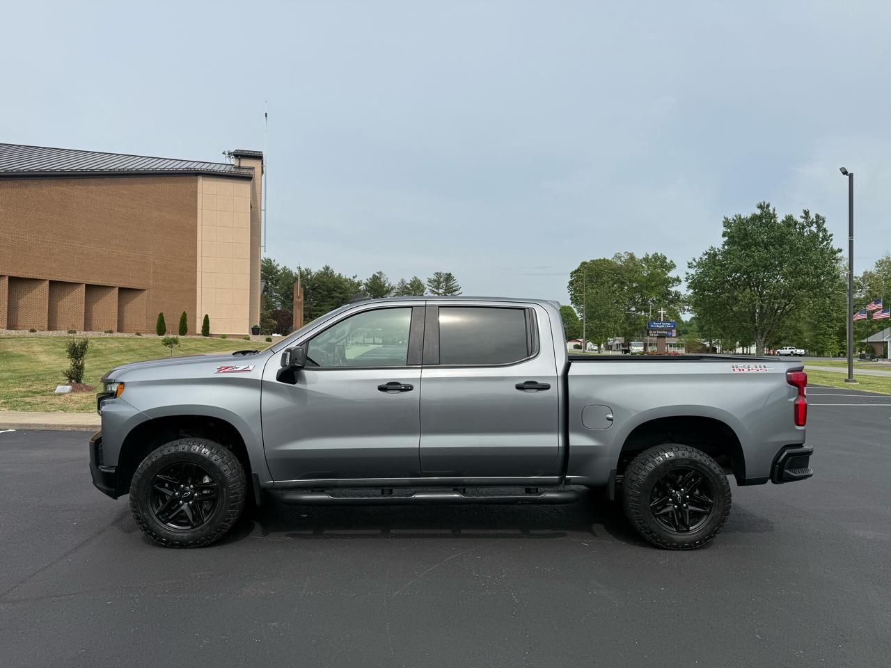 Chevrolet Silverado 1500 LT Trail Boss Crew Cab 4WD 2020
