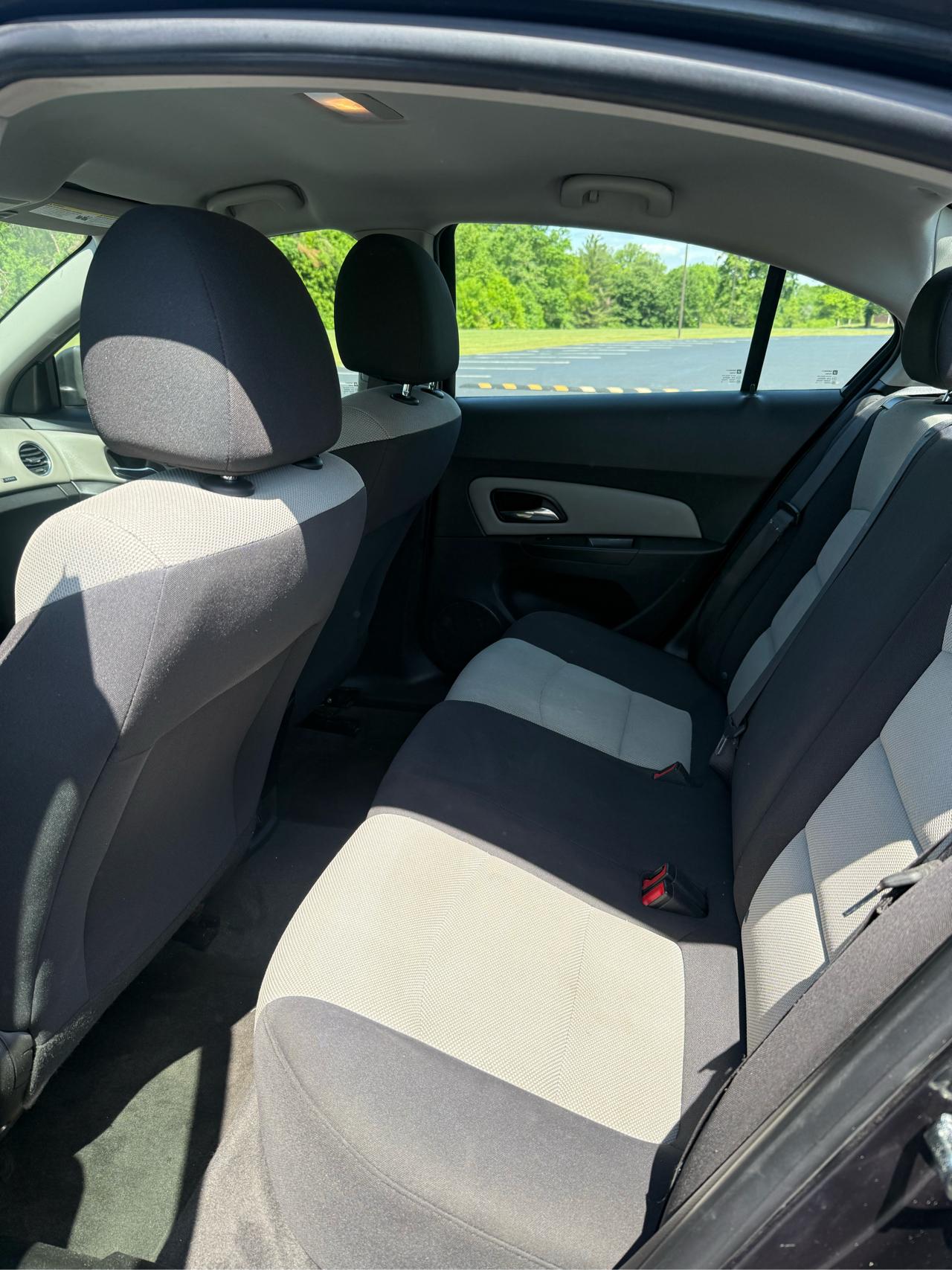 Chevrolet Cruze LS Auto 2015