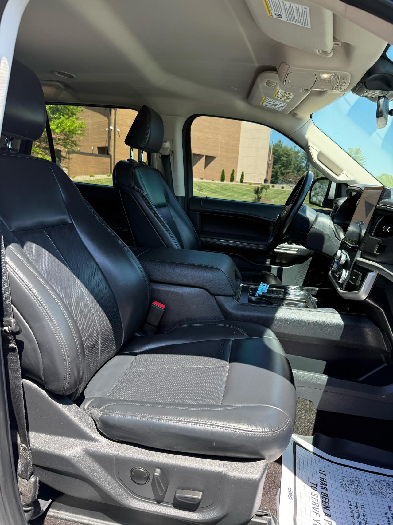 Ford Expedition XLT 2022