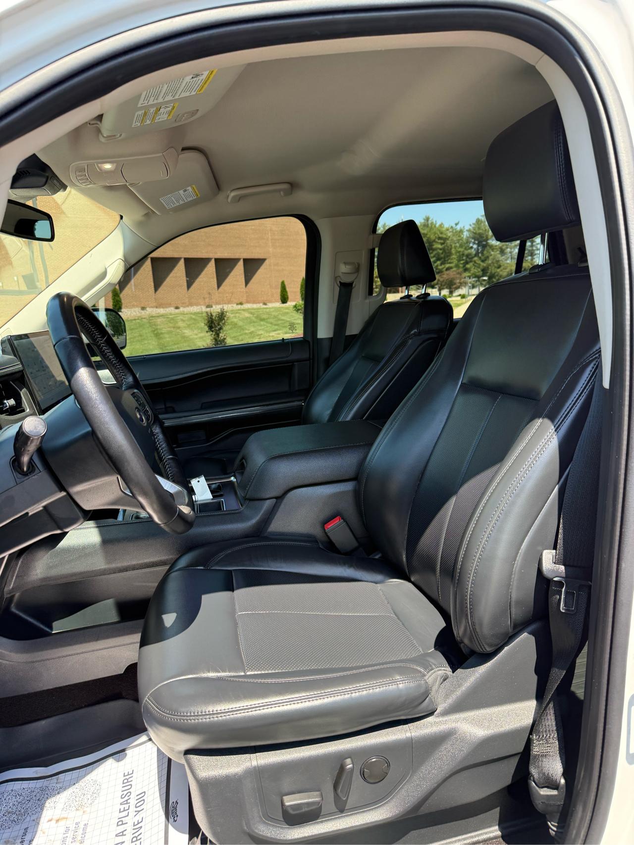 Ford Expedition XLT 2022