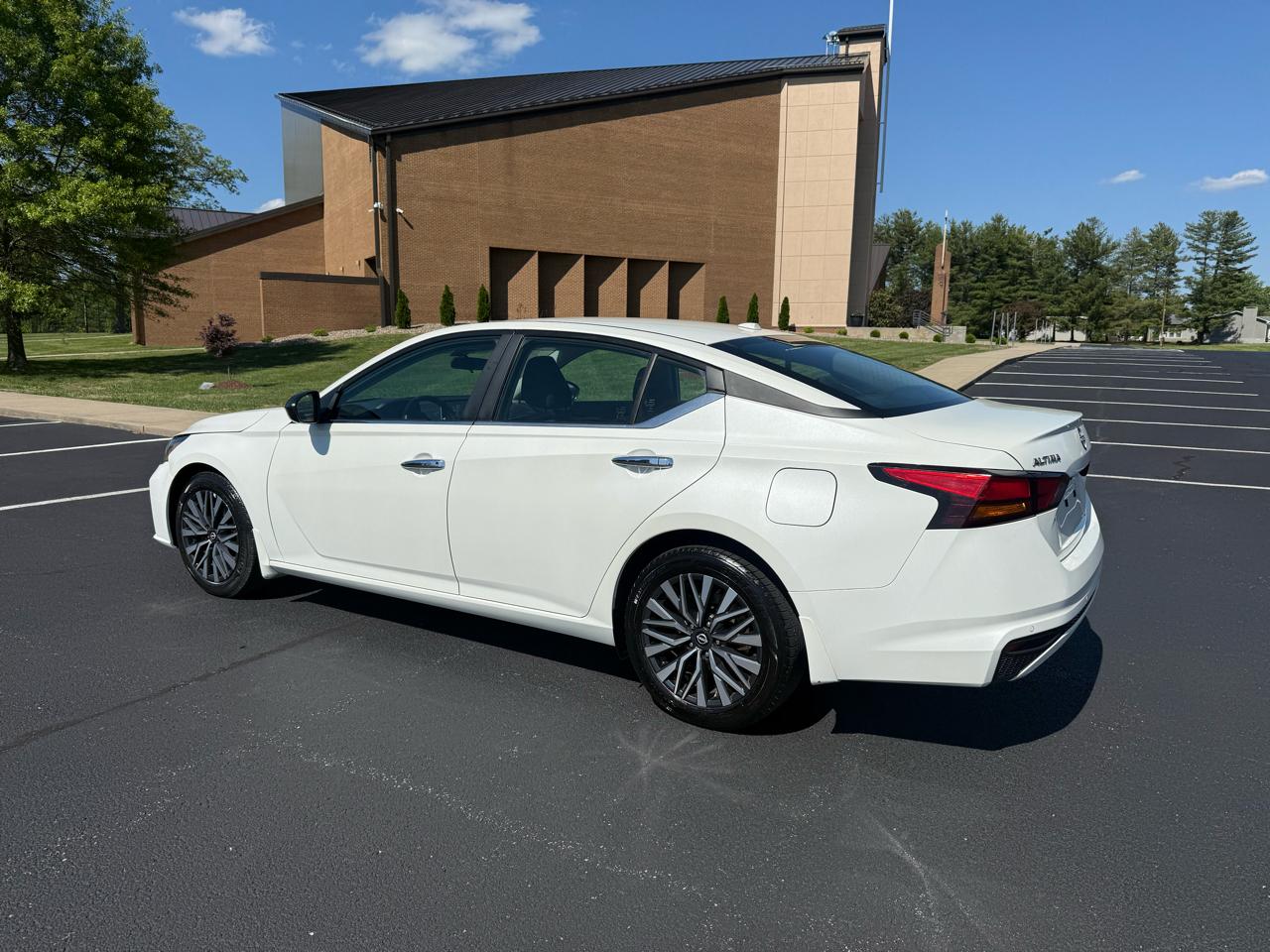 Nissan Altima 2.5 SV 2025