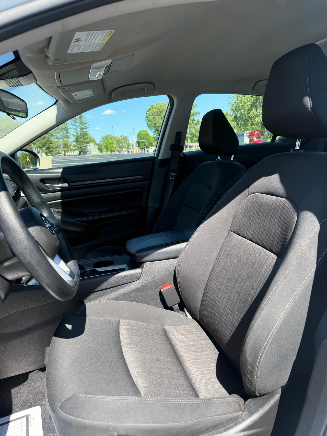 Nissan Altima 2.5 SV 2025