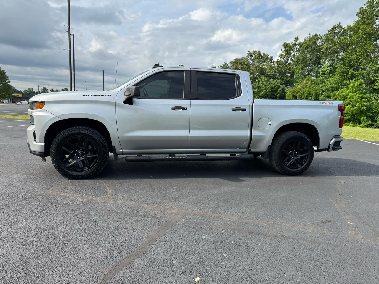 Chevrolet Silverado 1500  2021