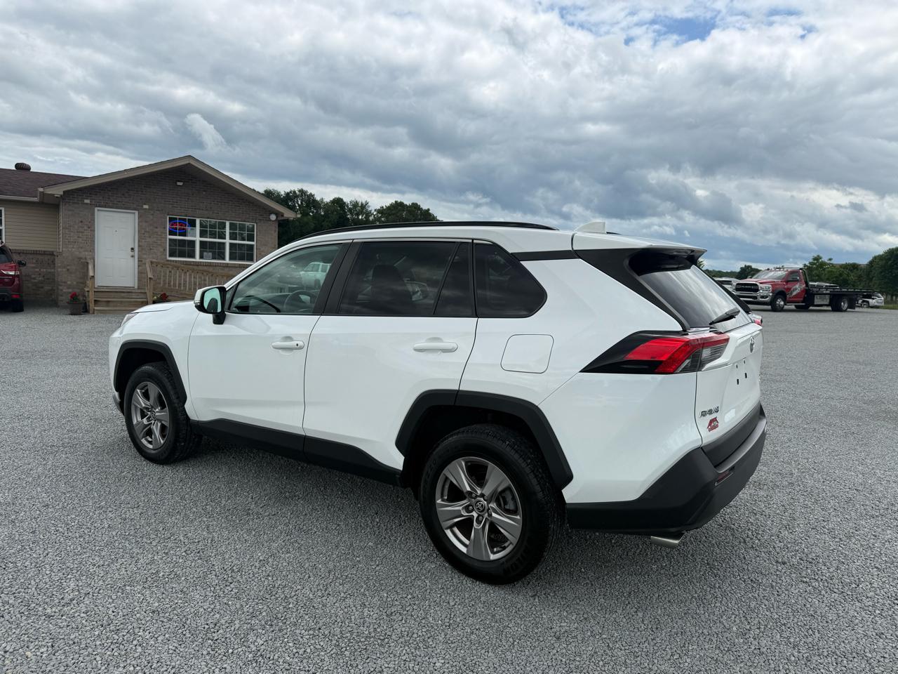 Toyota RAV4 XLE AWD 2022