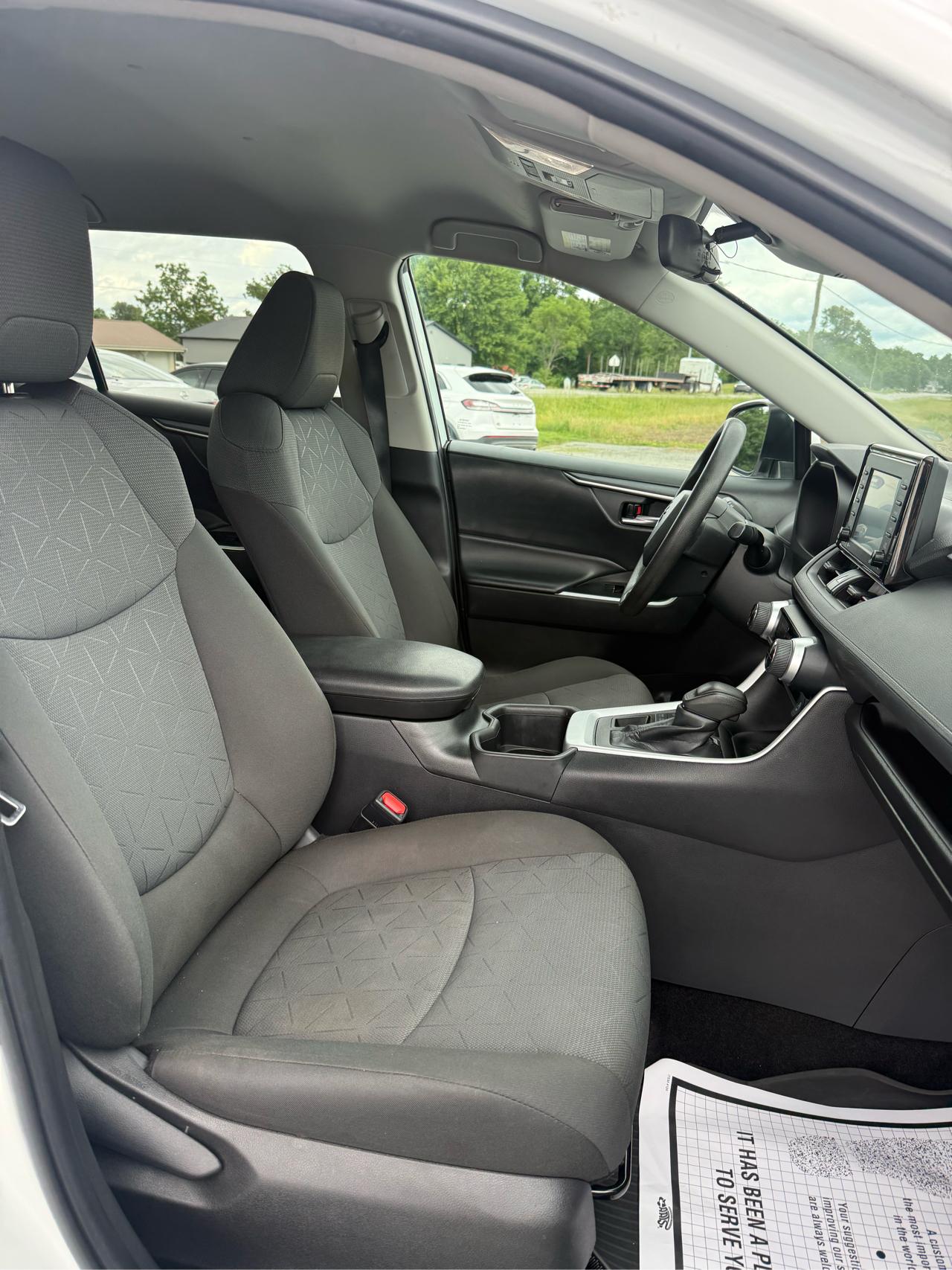 Toyota RAV4 XLE AWD 2022