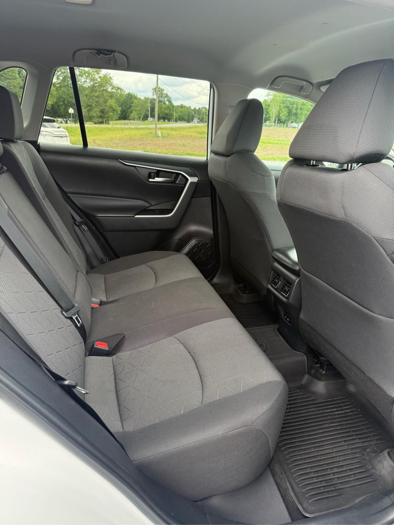 Toyota RAV4 XLE AWD 2022