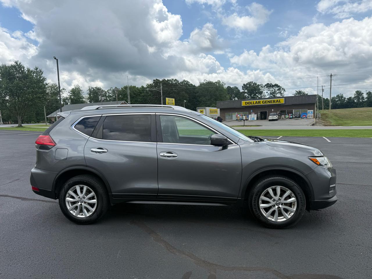 Nissan Rogue SV AWD 2017