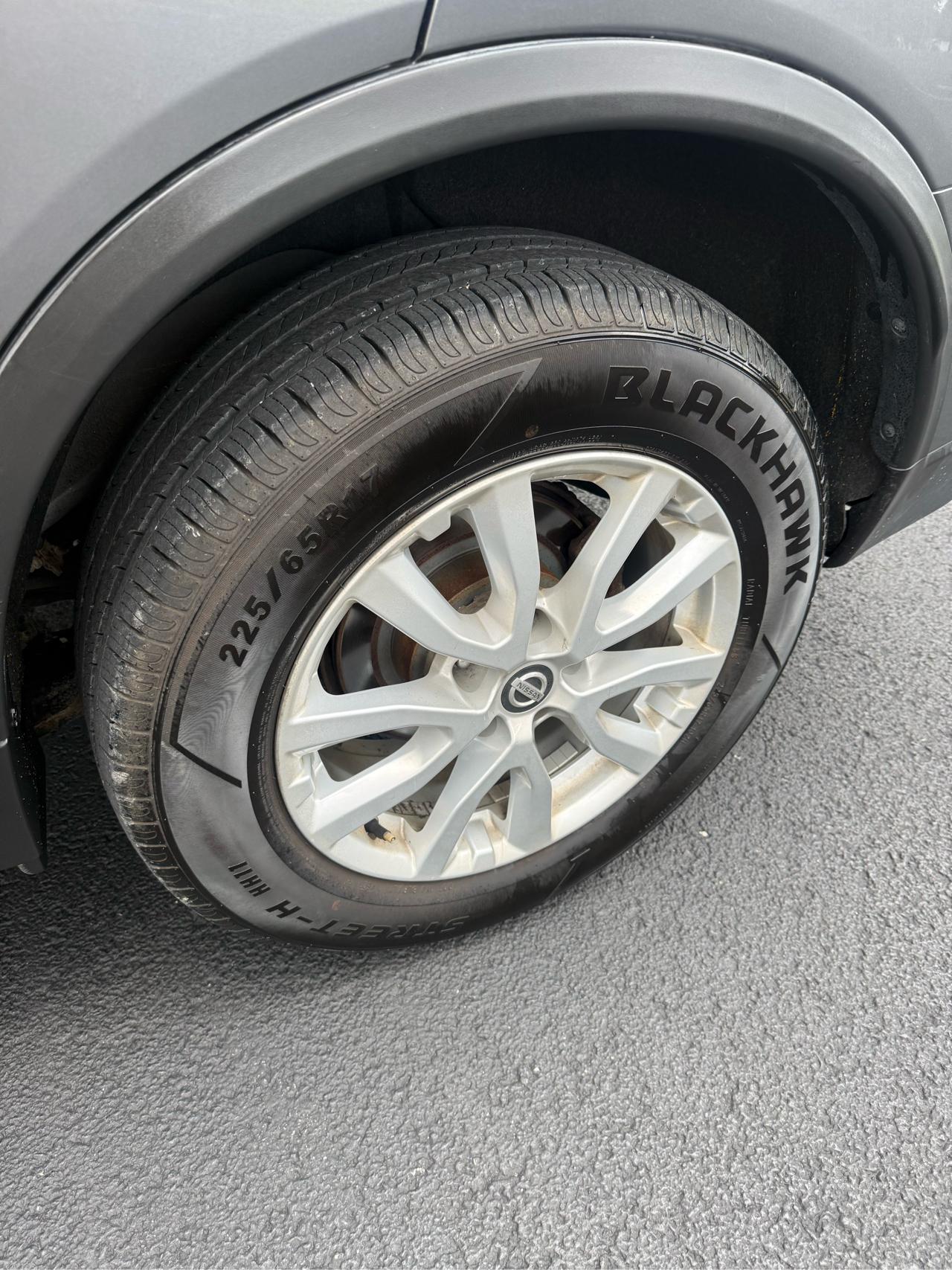 Nissan Rogue SV AWD 2017