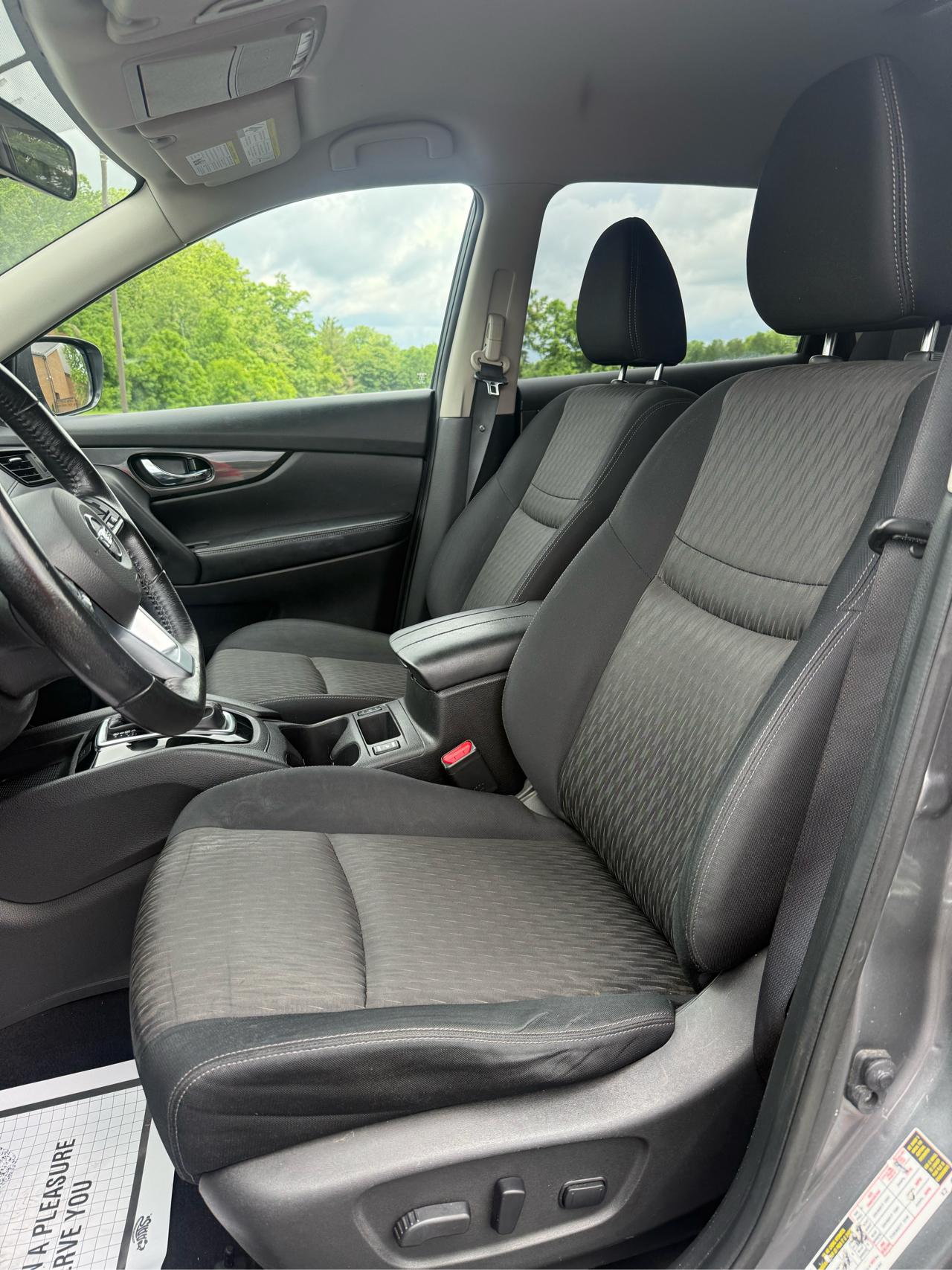 Nissan Rogue SV AWD 2017