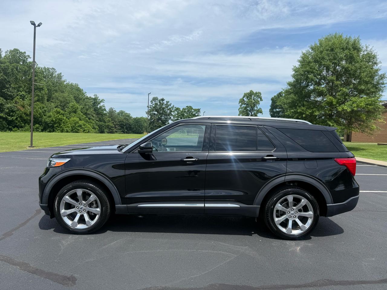 Ford Explorer Platinum AWD 2020