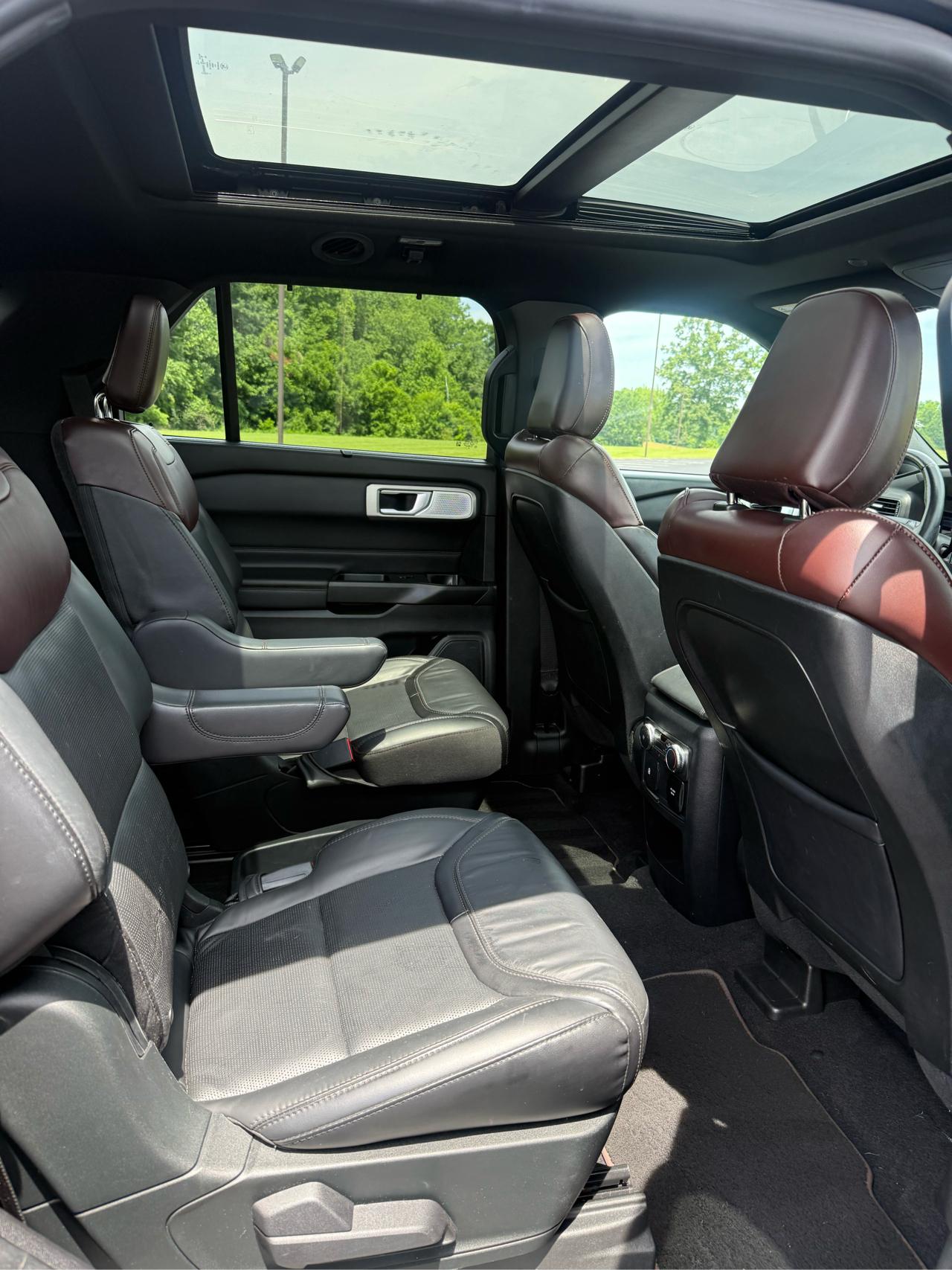 Ford Explorer Platinum AWD 2020