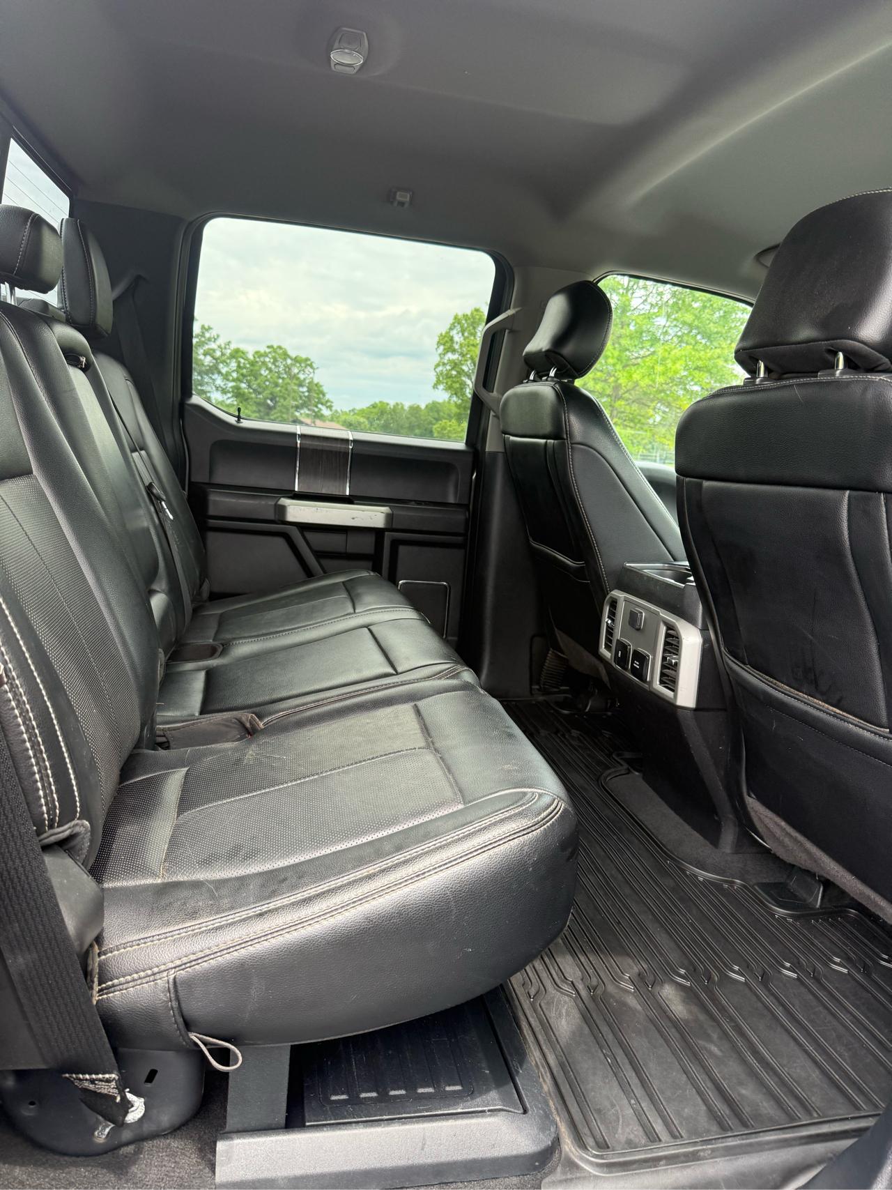 Ford F-250 SD Lariat Crew Cab 4WD 2020