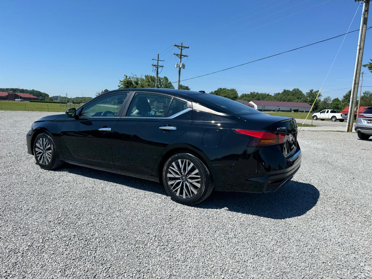 Nissan Altima 2.5 SV 2023