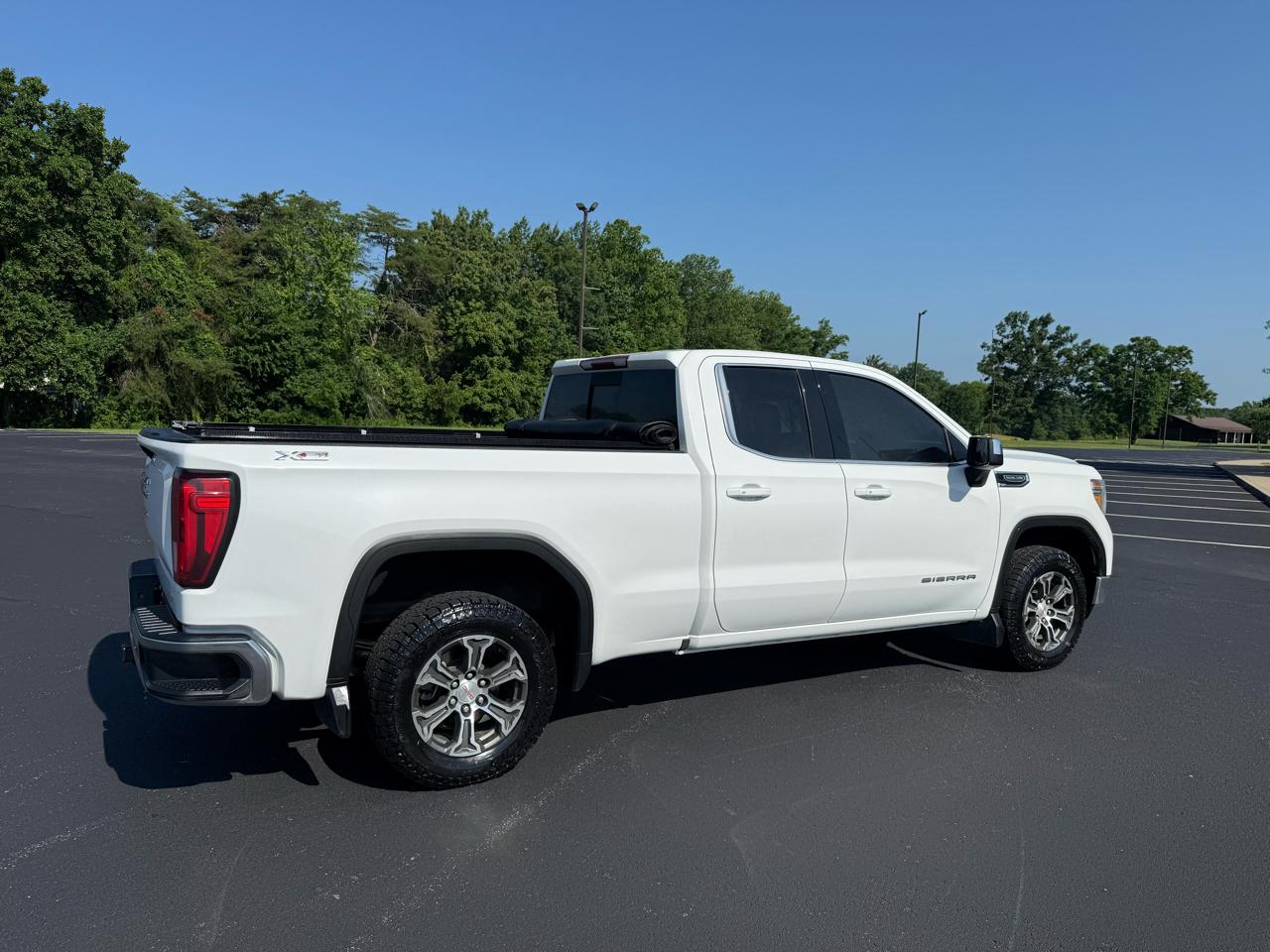 GMC Sierra 1500 SLE Double Cab 4WD 2020
