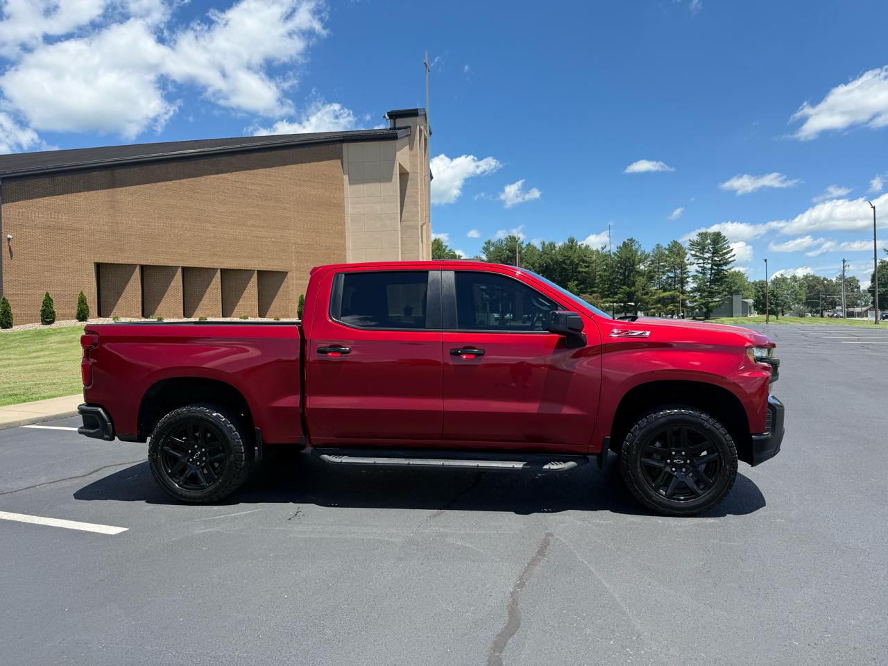 Chevrolet Silverado 1500 LT Trail Boss Crew Cab 4WD 2021