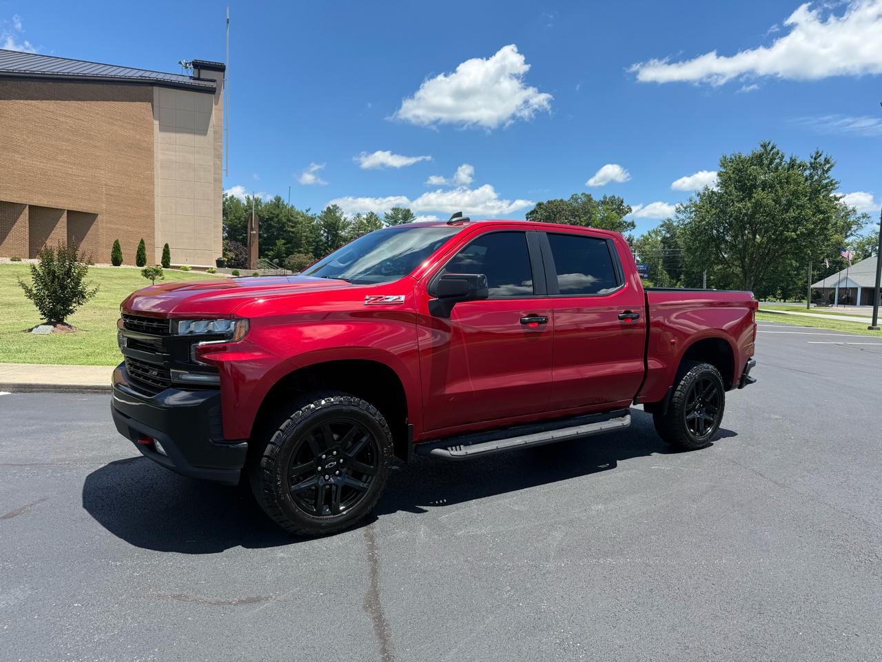 Chevrolet Silverado 1500 LT Trail Boss Crew Cab 4WD 2021