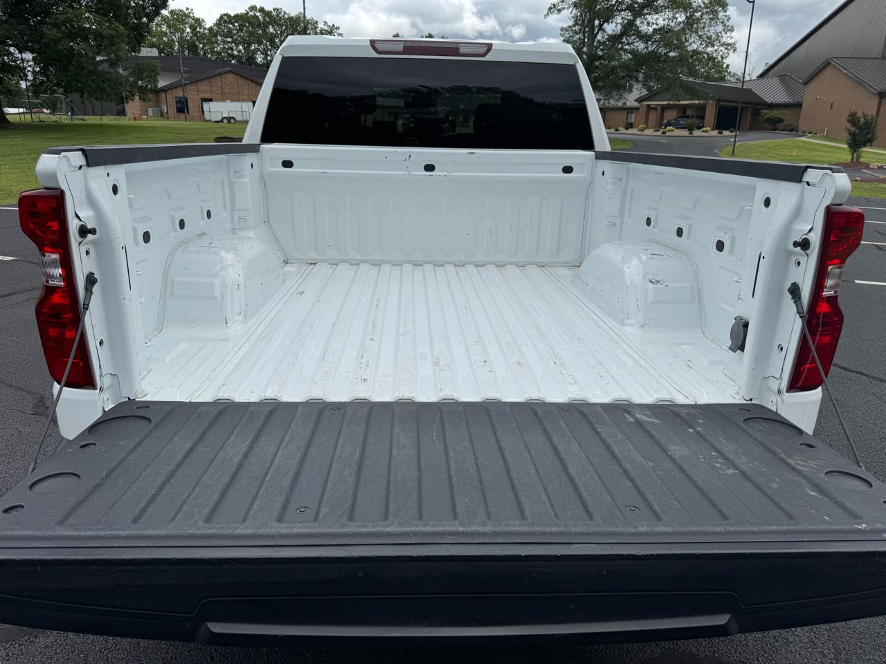 Chevrolet Silverado 1500 Custom Crew Cab 4WD 2022