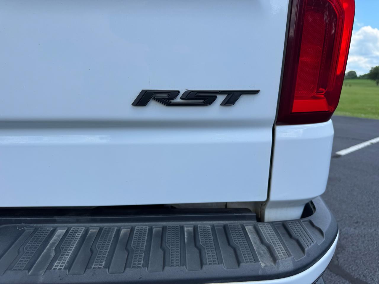Chevrolet Silverado 1500 RST Crew Cab 4WD 2019