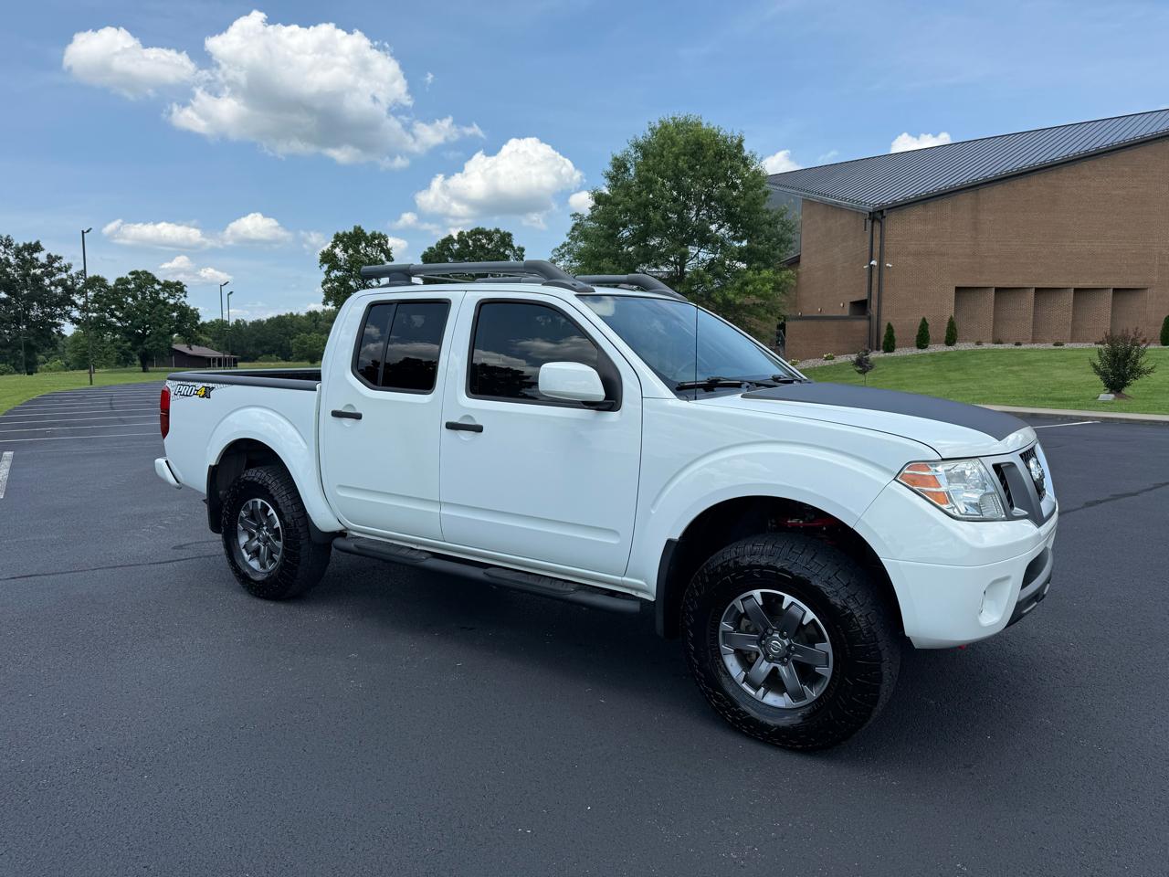 Nissan Frontier PRO-4X Crew Cab 4WD 2020