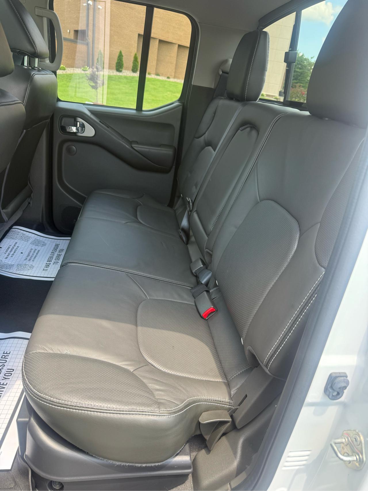 Nissan Frontier PRO-4X Crew Cab 4WD 2020