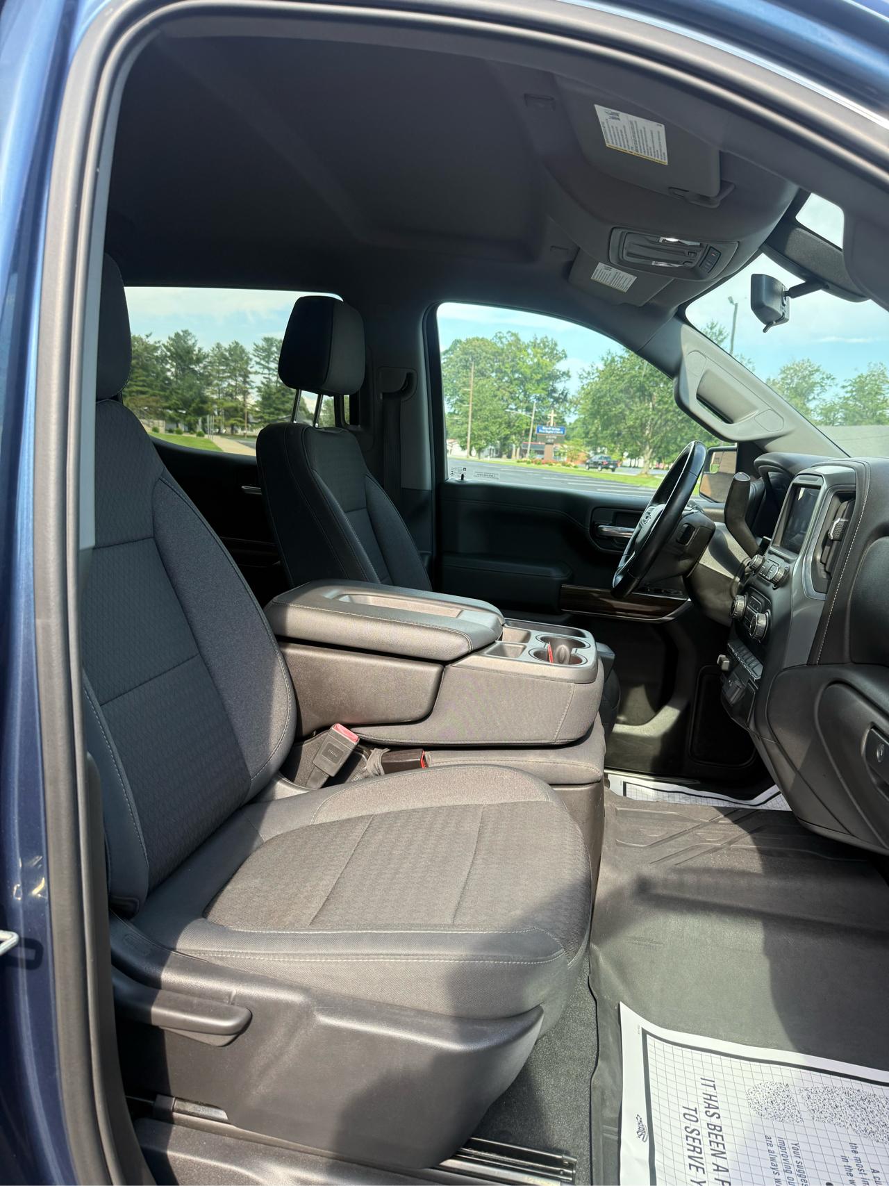 Chevrolet Silverado 1500 LT Trail Boss Crew Cab 4WD 2019