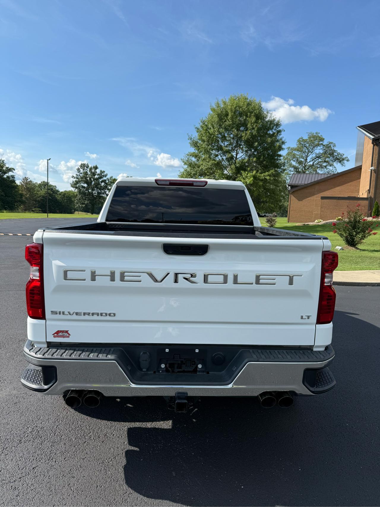 Chevrolet Silverado 1500 LT Z71 Crew Cab 4WD 2022