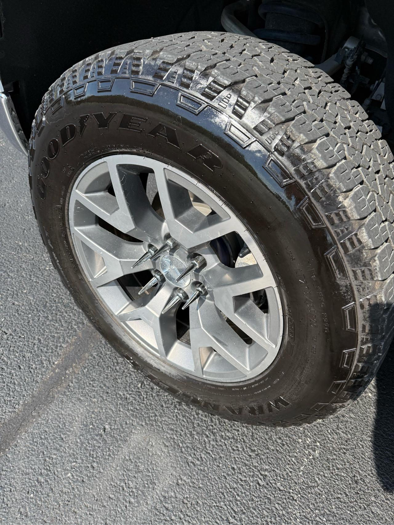 Chevrolet Silverado 1500 LT Z71 Crew Cab 4WD 2022