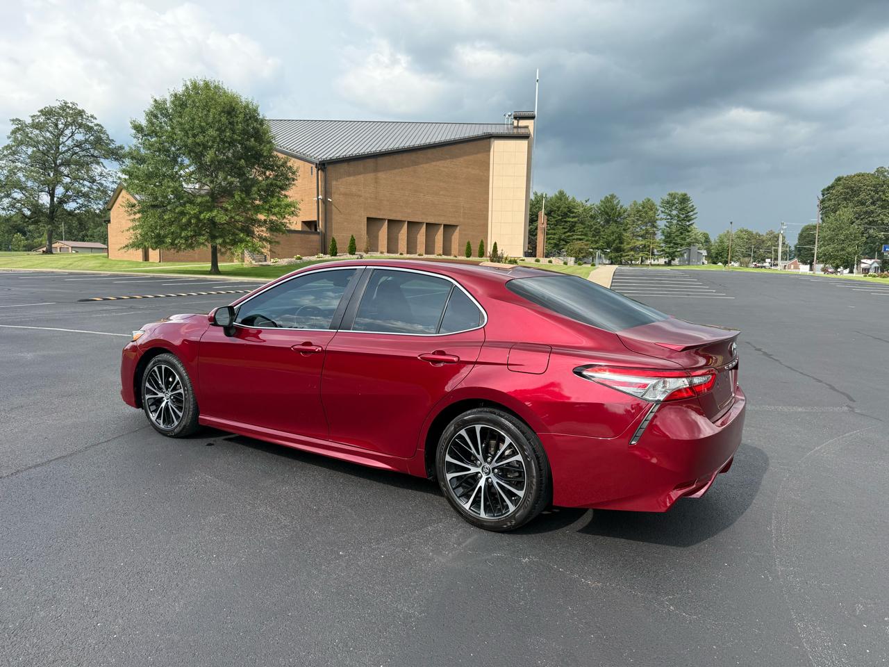 Toyota Camry SE 2018