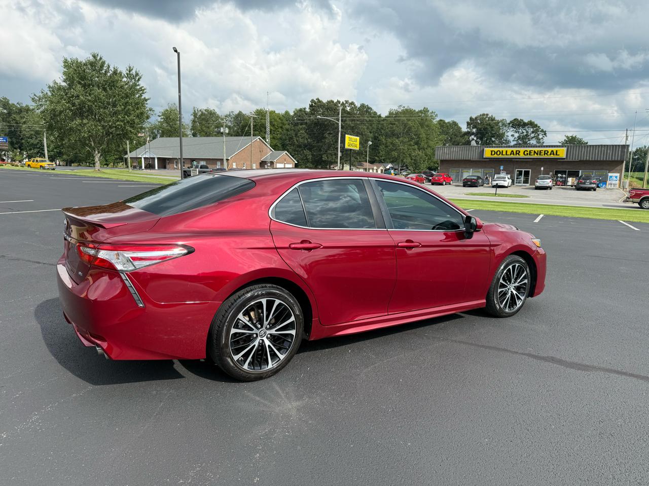 Toyota Camry SE 2018