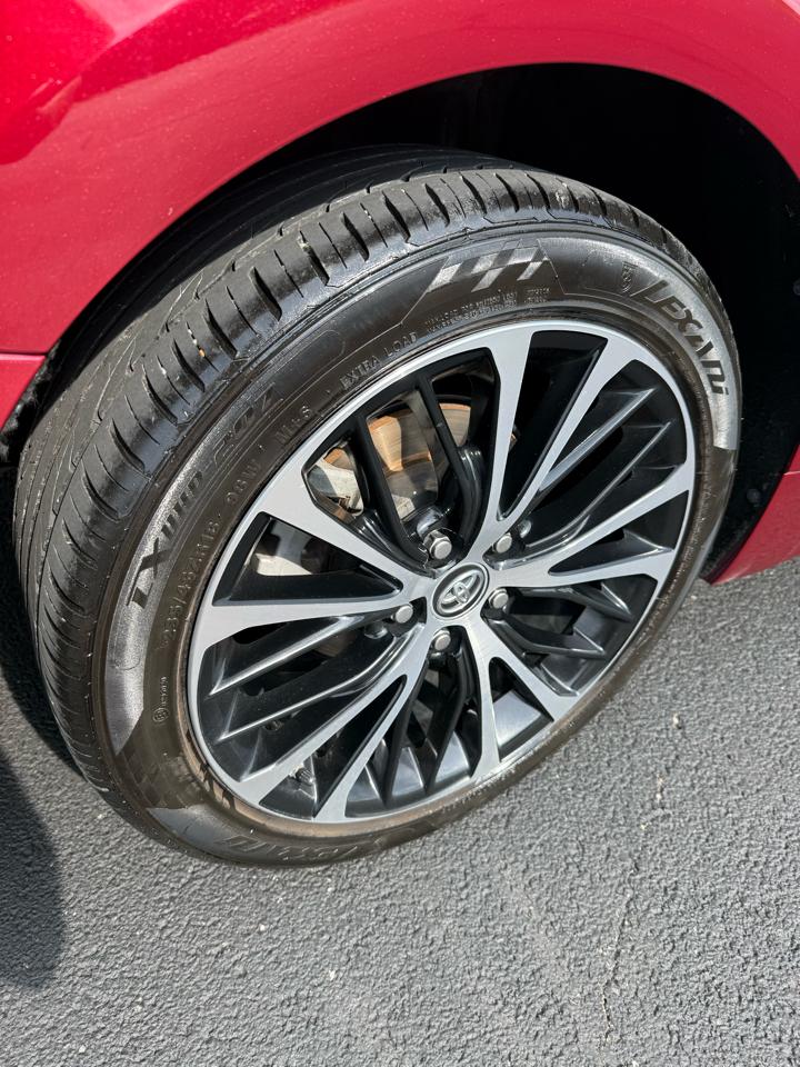 Toyota Camry SE 2018
